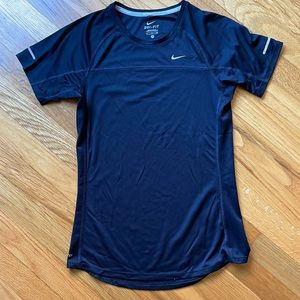 Nike Dry Fit size small
